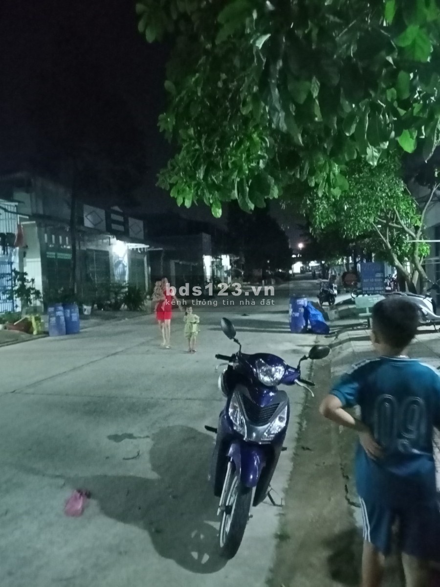 Bán gấp 2 dãy trọ đôi gần khu công nghiệp Bình Dương, thuê kín, thu nhập 20 triệu/tháng