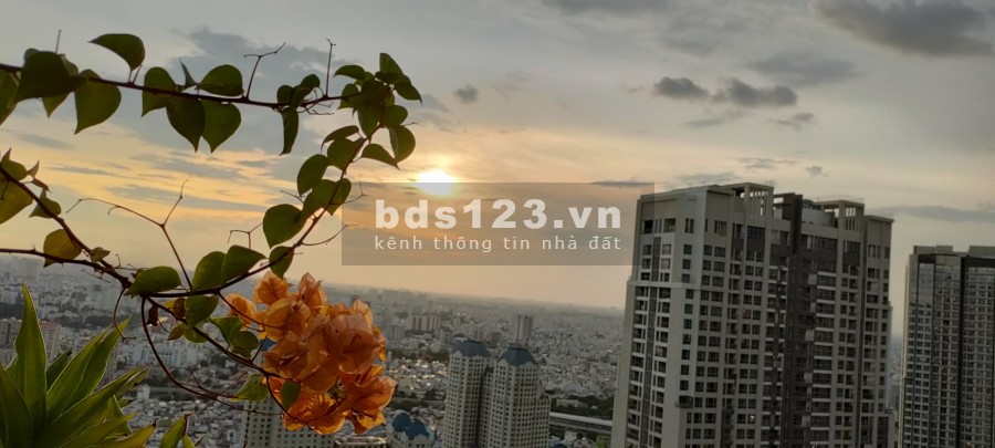 Bán căn hộ Vinhomes Central Park diện tích 82m2 tầng 41, giá bán 6.5 tỷ