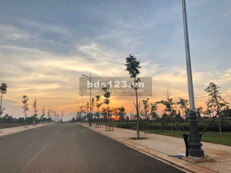 Bán lô đất thổ cư vuông vức gần các tiện ích của TP. Buôn Ma Thuột