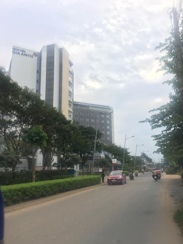 Đất Bình Tân HXH tránh nhau, Ngay aeon, 137m2 gần khu y tế kỹ thuật cao, chủ nợ ngân hàng cần bán gấp lắm rồi