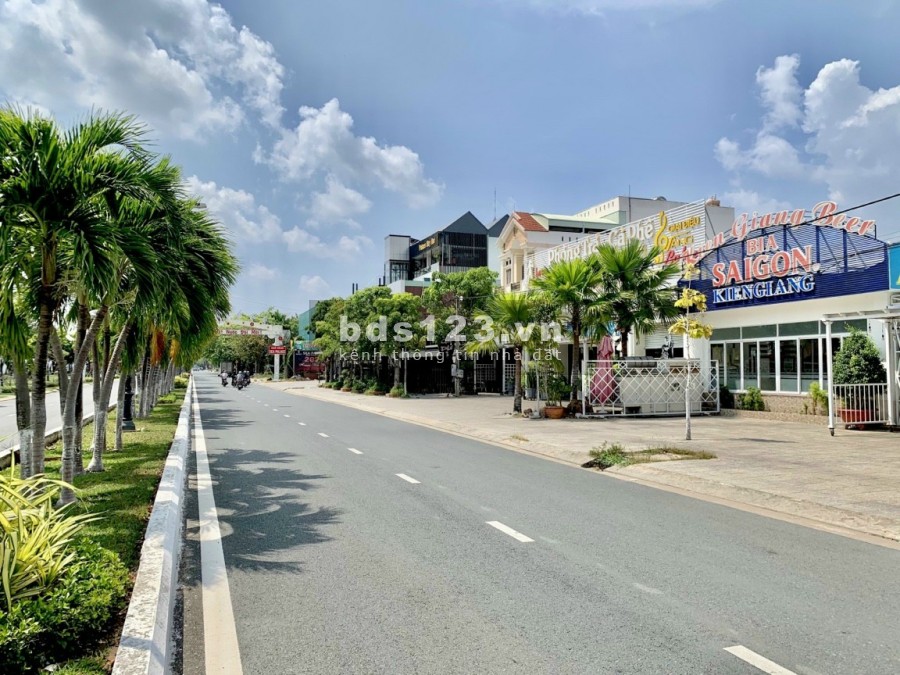 Bán Lô Đất Biệt Thự MT Tôn Đức Thắng P.An Hòa Rạch Gía KG Diện tích 10x27m View Biển