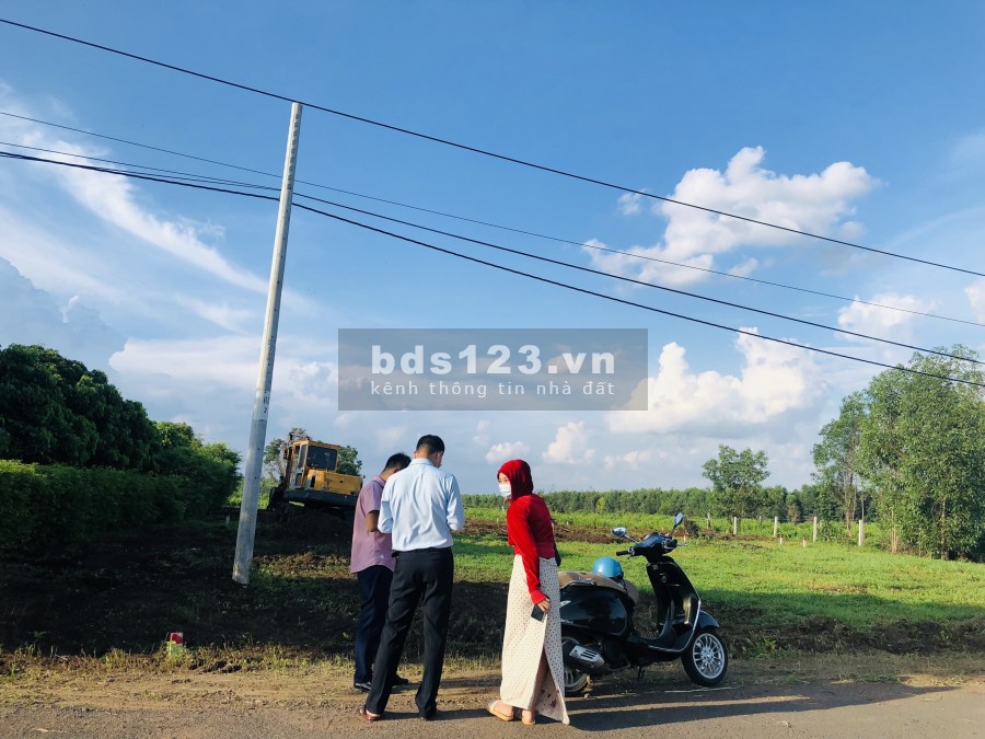 Bán đất nền khu dân cư Láng Dài, Đất Đỏ, dt 120m2 (6x20), thổ cư 100m2