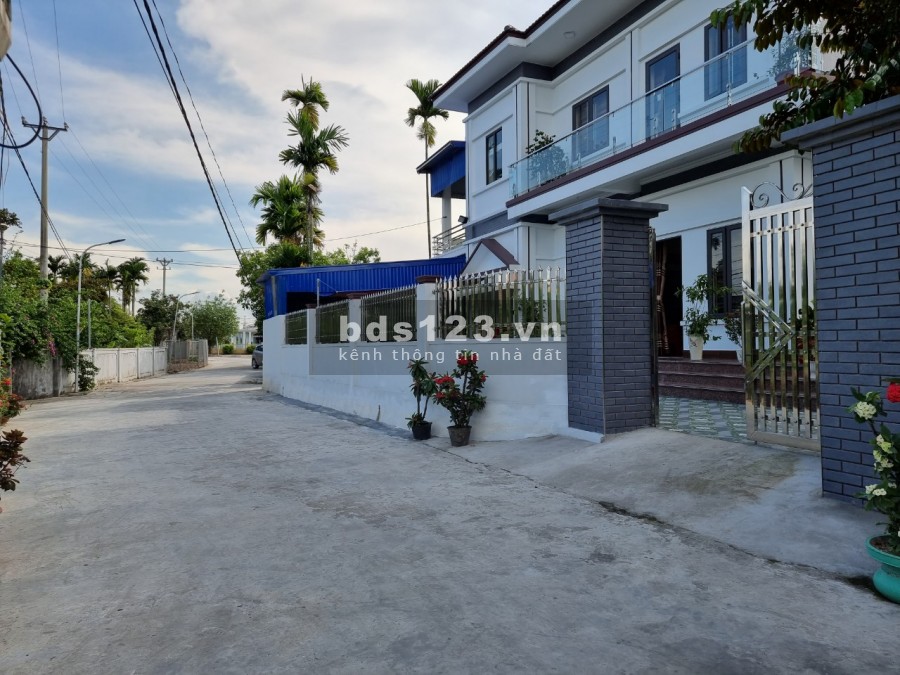 Bán mảnh đất 54m2 2 mặt ngõ oto vào nhà với giá chỉ hơn 600tr quá rẻ tại ĐẶNG CƯƠNG,AN DƯƠNG