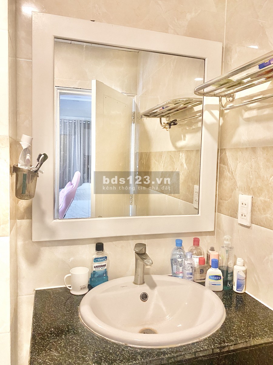 Ở ghép nữ 20m2 Quận 1 bao rộng rãi, đẹp, khu dân cư đông