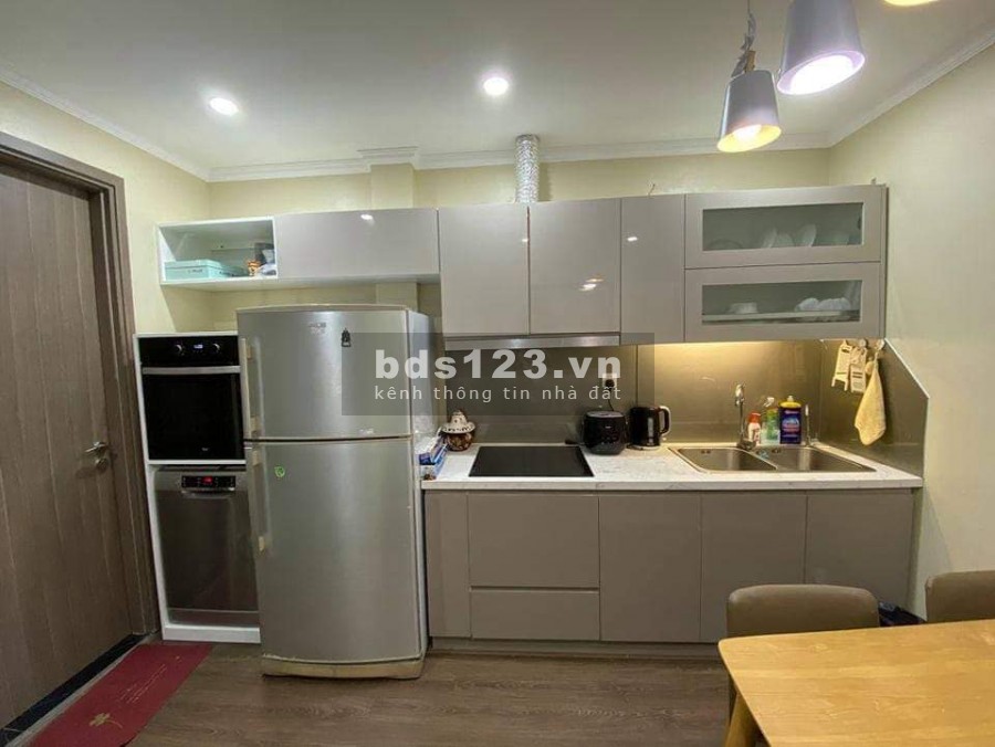 Bán nhà phố Minh Khai, đẹp, 2 mặt thoáng, tặng nội thất xịn, 30m, 4 tầng, nhỉnh 3 tỷ