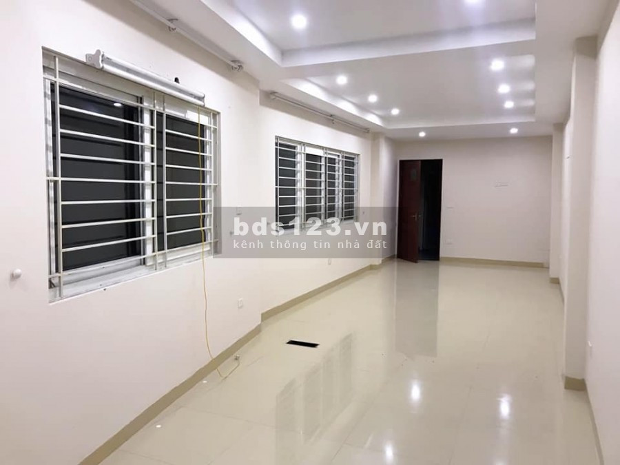Bán nhà mặt phố An Trạch Đống Đa, kinh doanh 6 tầng, thang máy, lô góc, 3 mặt thoáng