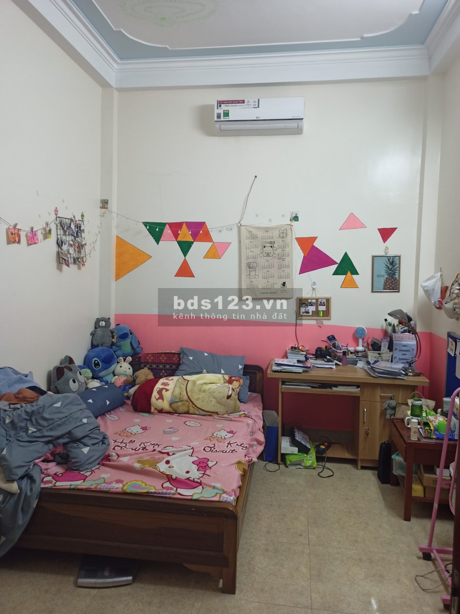Hàng khủng Dương Quảng Hàm 56m2, 5 tầng, mt 5m chỉ 4.89 tỷ Cầu Giấy