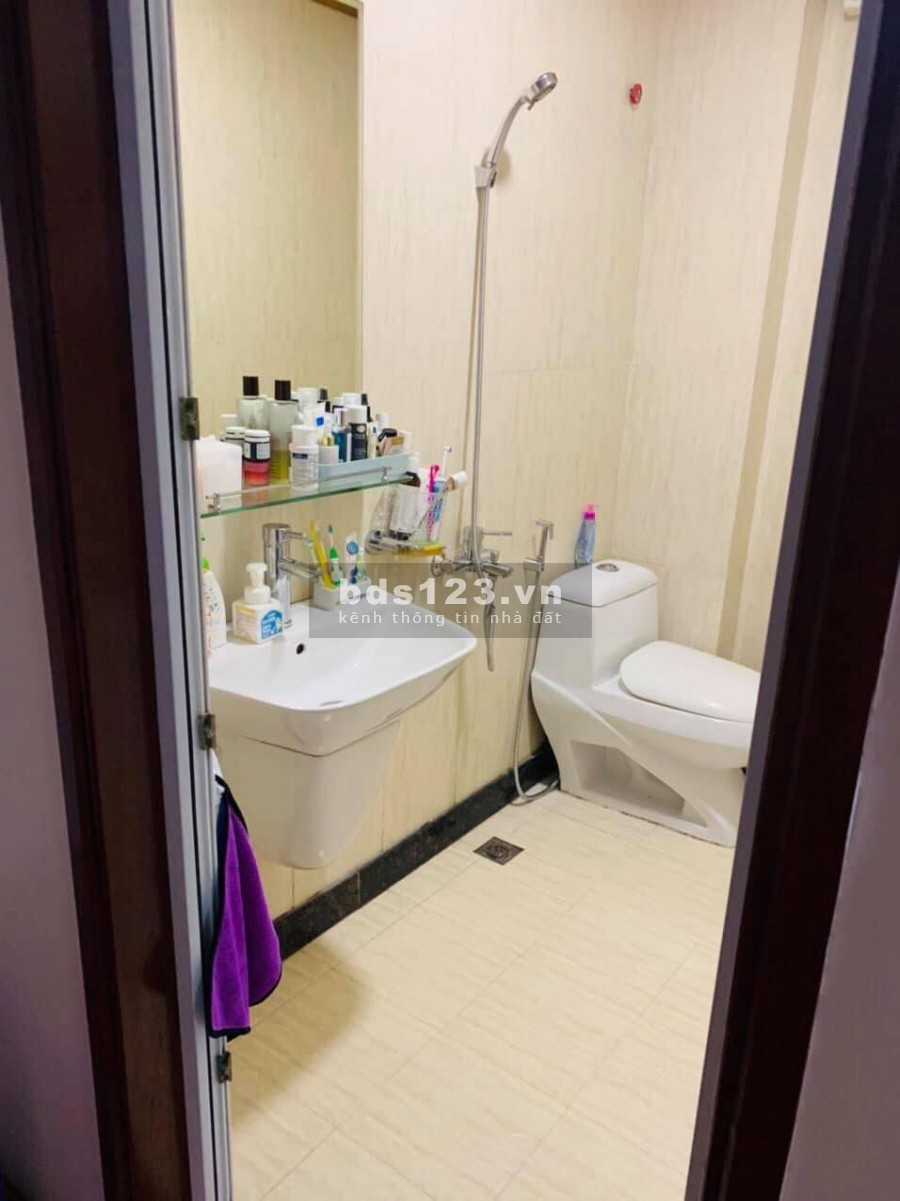 Ngõ 47 Lưu Hữu Phước, ngõ to, oto vào nhà, dt 122m2, 4 tầng mt 5m, giá 20.5 tỷ