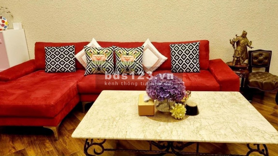 Ngõ 47 Lưu Hữu Phước, ngõ to, oto vào nhà, dt 122m2, 4 tầng mt 5m, giá 20.5 tỷ