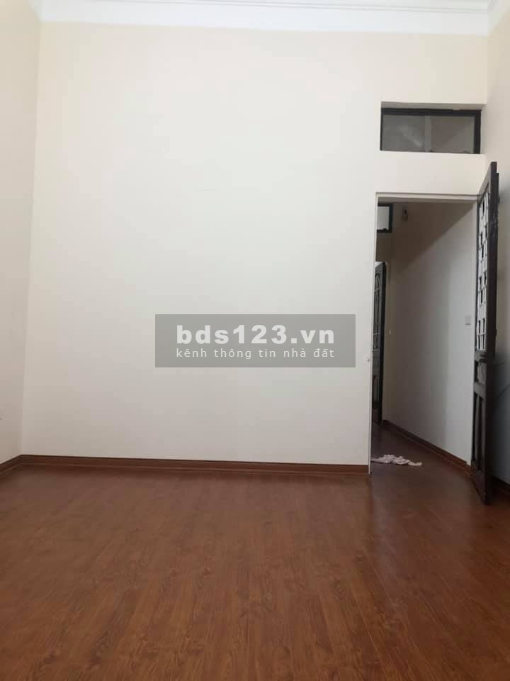 Diện tích rộng giá rẻ, nhà mới, lô góc ba mặt thoáng Minh Khai DT 58m2 x 3,8 tỷ