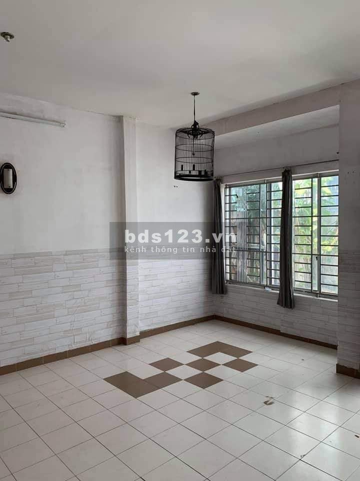 Nhà to, vị trí trung tâm, hẻm xe hơi, sát Emart Phan Văn Trị, dt 80m2, giá 5.6 tỷ