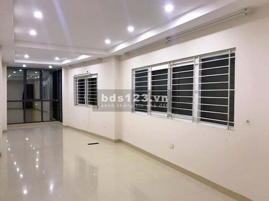 Bán nhà mặt phố An Trạch Đống Đa, kinh doanh 6 tầng, thang máy, lô góc, 3 mặt thoáng