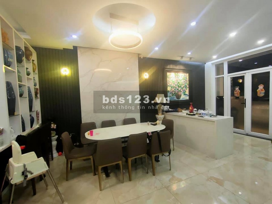 Biệt thự Việt Hưng, Palm Garden diện tích 148m, mt 8m, giá bán 17.5 tỷ