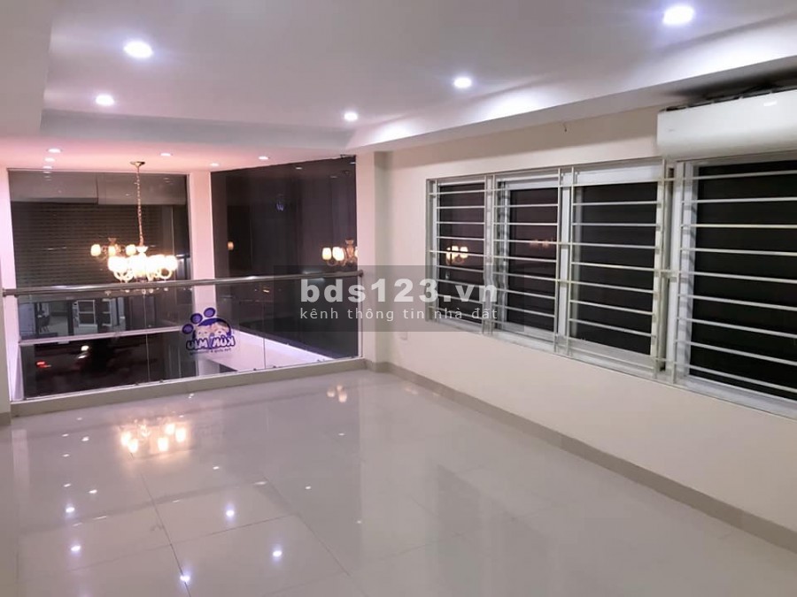 Bán nhà mặt phố An Trạch Đống Đa, kinh doanh 6 tầng, thang máy, lô góc, 3 mặt thoáng