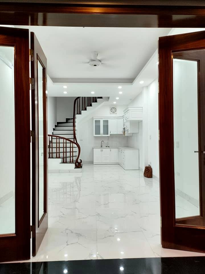 Siêu Rẻ! nhà Lê Quý Đôn, Hai Bà ,3P đi bộ BV 108,45m2,5 Tầng, mặt tiền 4.2m chỉ 6 tỉ 0913458362
