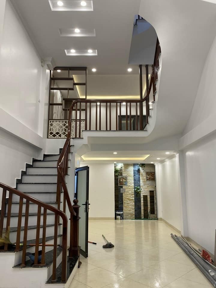 Bán nhà Thanh Bình, Mộ Lao 40m2, mới koong, mt 4m, ngõ 3m gần ô tô, thoáng trước sau