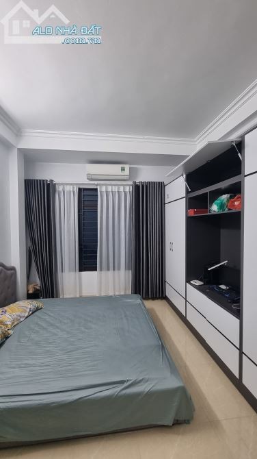 Bán nhà mặt phố Hồ Tùng Mậu,DT 60m2, kinh doanh đỉnh,giá nhỉnh 10 tỷ