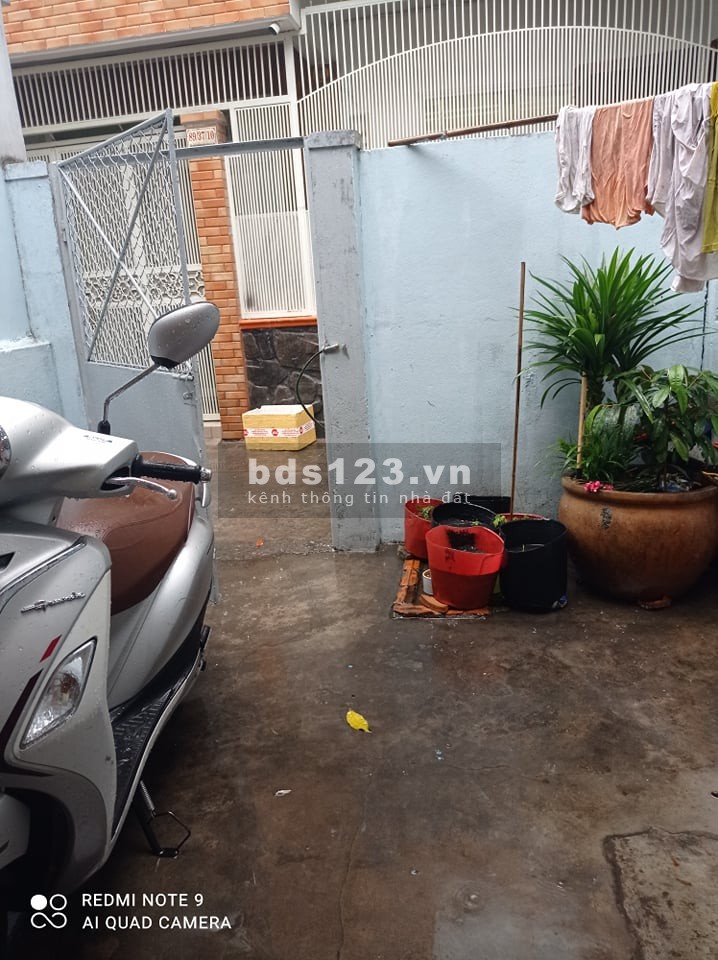 Bán nhà cực hiếm Nguyễn Hồng Đào dt 61m2 giá quá rẻ chỉ nhỉnh 5 tỷ