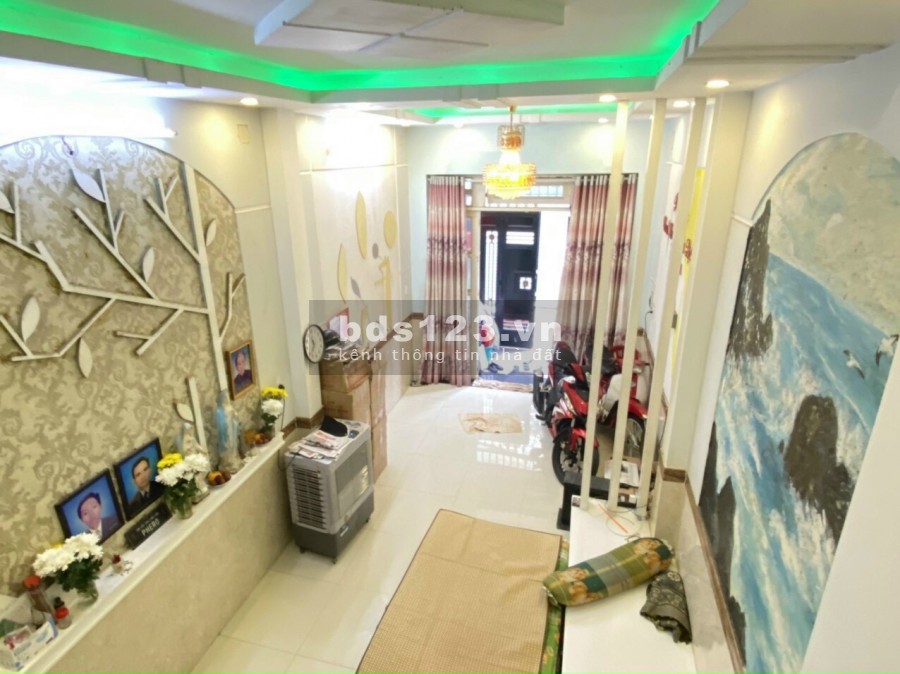 Gò Vấp bán nhà Lê Hoàng Phái, hẻm 3.5m, giá chỉ 4.6 tỷ, lhcc