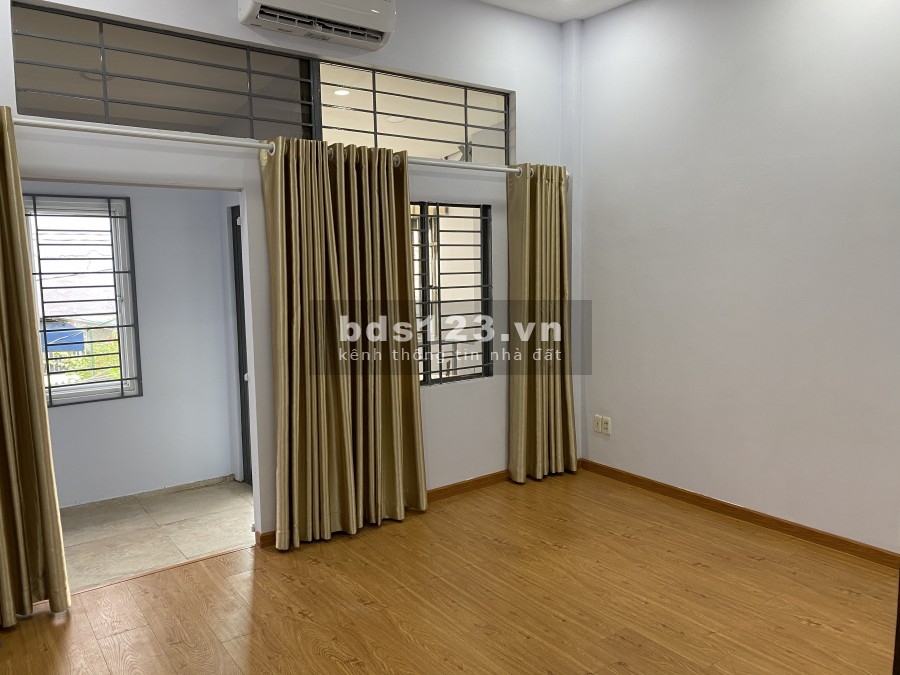 Nhà nguyên căn 4x23, đường Đinh Bộ Lĩnh, phường 25, Quận Bình Thạnh, 2 tầng