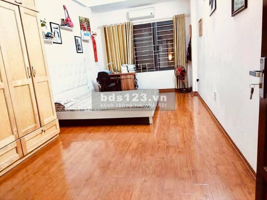 Bán nhà Ngọc Thụy, phân lô ôtô tải đỗ cửa, 35m2, 5 Tầng, Giá chỉ 3 Tỷ