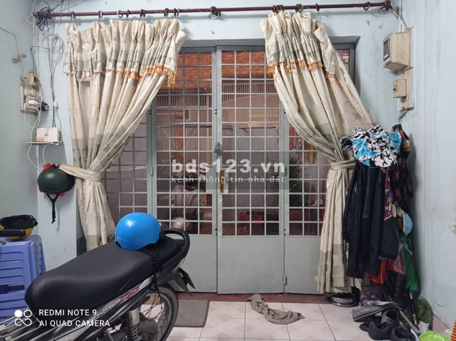 Bán nhà cực hiếm Nguyễn Hồng Đào dt 61m2 giá quá rẻ chỉ nhỉnh 5 tỷ