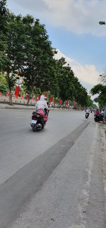 Mặt phố Kim Ngưu, Hai Bà Trưng, 80mx8T thang máy, vỉa hè, KD đỉnh, 0989191397