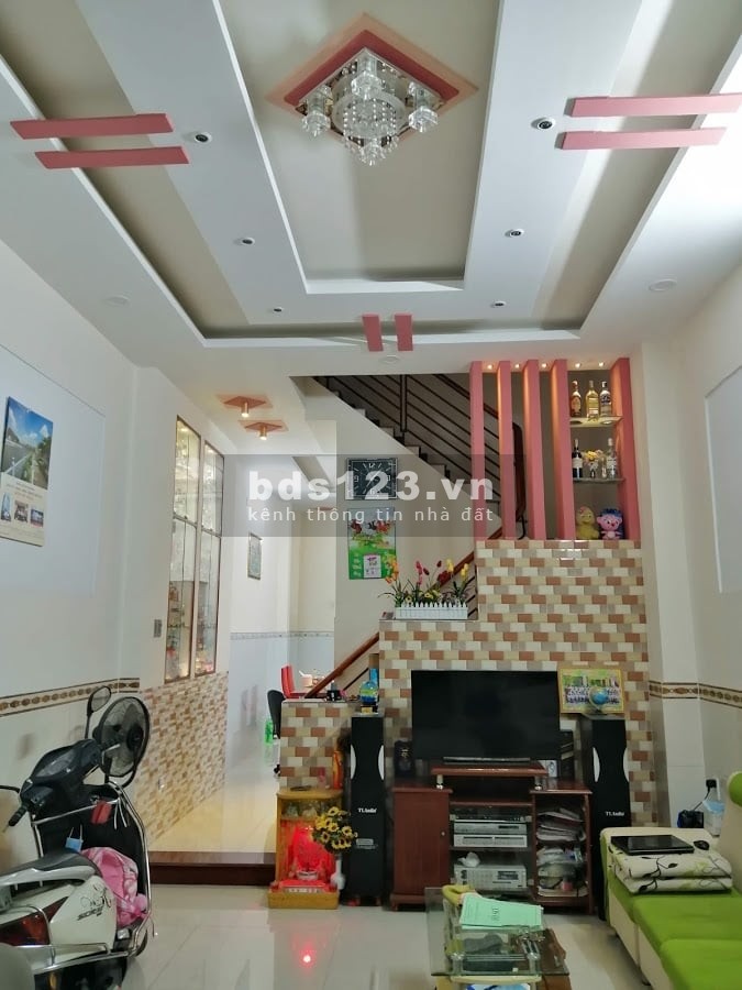 Bán nhà 3 lầu HXT Hương Lộ 2, Bình Tân, Dt 70m2, Giá 5.45 tỷ
