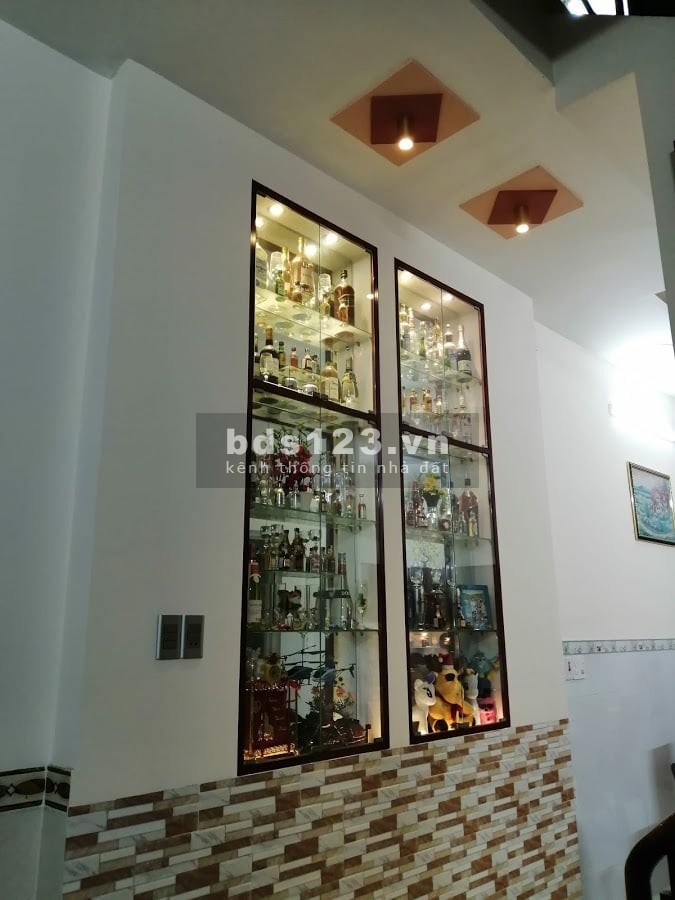 Bán nhà 3 lầu HXT Hương Lộ 2, Bình Tân, Dt 70m2, Giá 5.45 tỷ