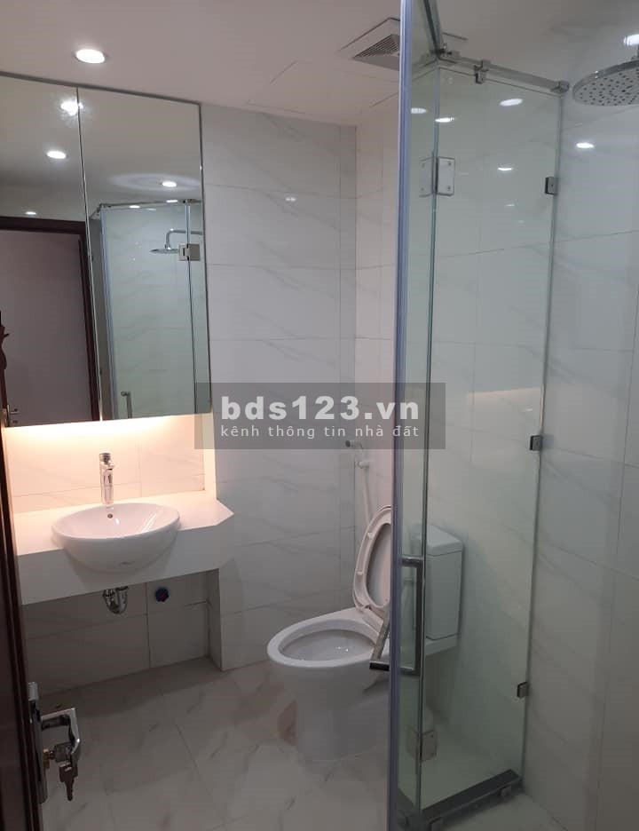 Bán nhà Lâm Du Bồ Đề 66m2 Nhà đẹp, ở ngay, 2 mặt thoáng, giá 4.35 tỷ