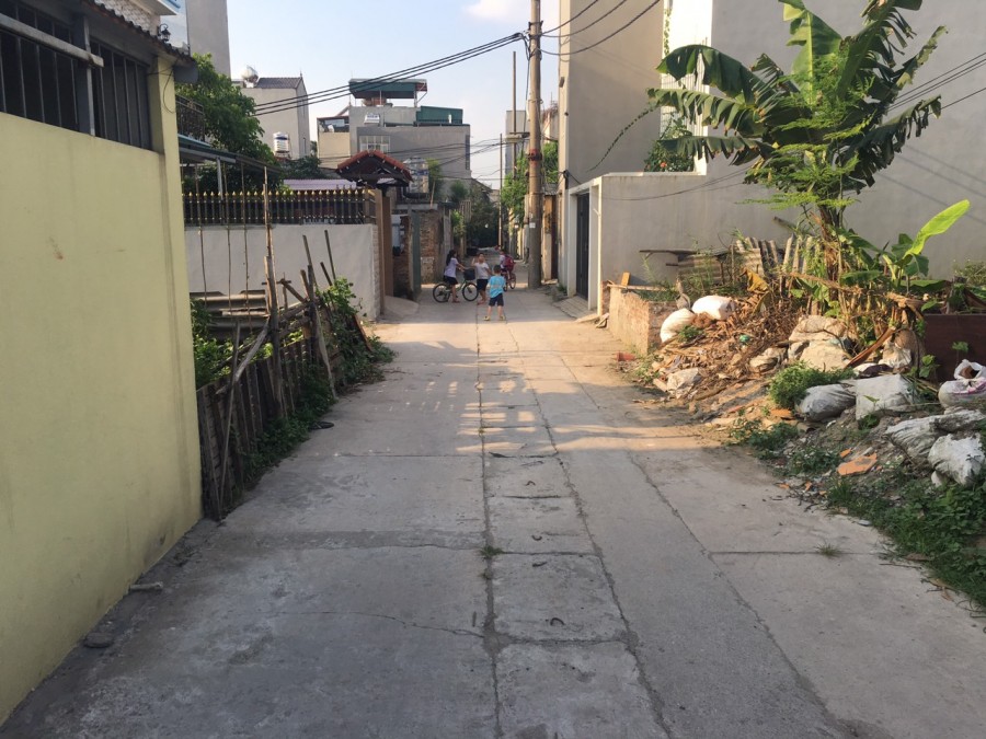 Mình cần bán mảnh đất phố Đúc Giang 86m2, hai mặt đều gõ ô tô giá chỉ 65 triệu/m2