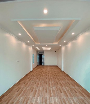 Bán nhà mặt phố Hoàng Quốc Việt, 2 mặt thoáng, xây 6 tầng, dt 85m2, mt 4.2m, giá 31 tỷ LH 0968990560