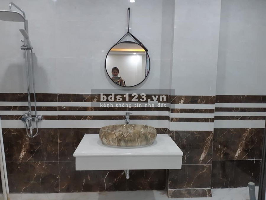 Bán Nhà Đẹp Vương Thừa Vũ tặng nội thất, dt 47m2, 5 tầng, giá 5 tỷ 4