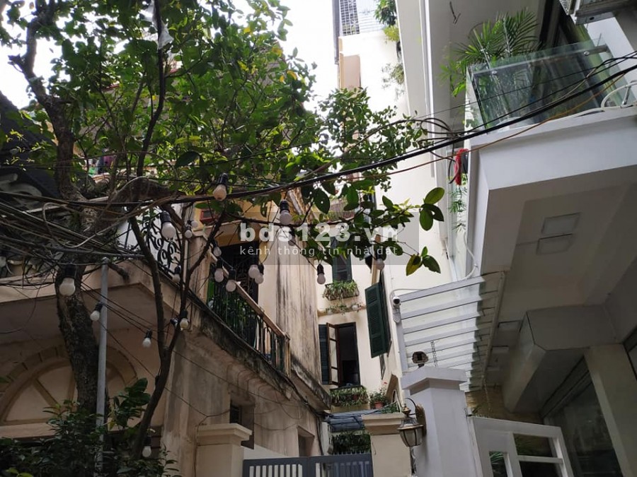 Siêu phẩm nhà đẹp kiến trúc cổ dt 57m2, phân lô Kim Ngưu, Quận Hai Bà Trưng, giá 5.5 tỷ