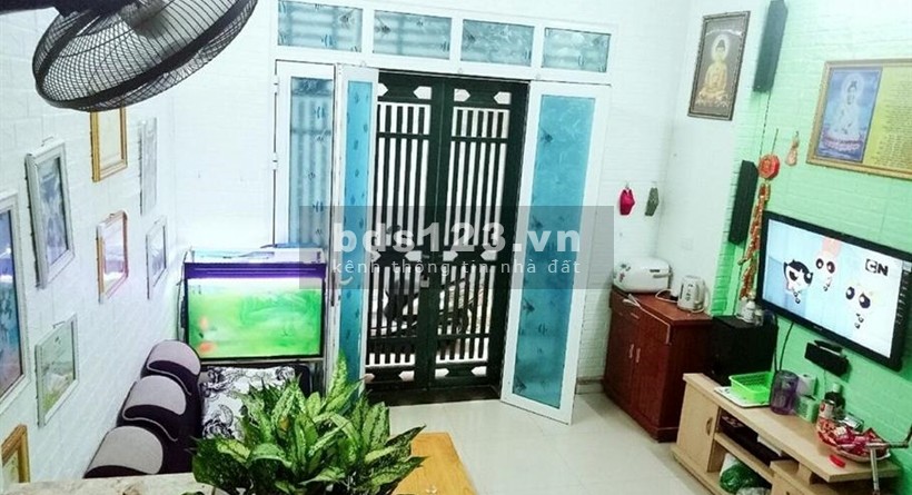 Siêu phẩm nhà đẹp vị trí vàng Trần Khát Chân, dt 40m2, 5 tầng, giá chỉ 5 tỷ