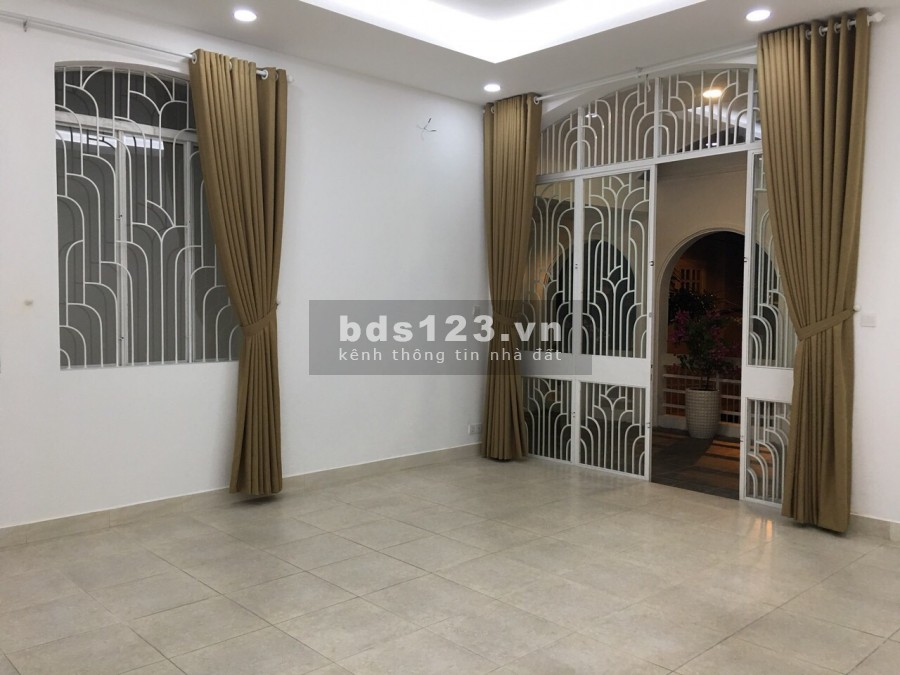 Cho thuê biệt thự góc 2 mặt tiền hẻm,P2 Tân Bình.15x13m 8PN 6WC thích hợp làm văn phòng, spa, chdv...