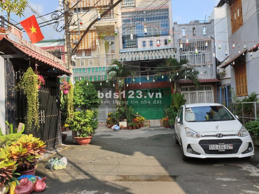 Bán GẤP nhà HXT Lê Văn Thọ, P9, Gò Vấp, 4.5x11m, 1 trệt, 2 lầu, ST, giá 4.8 tỷ
