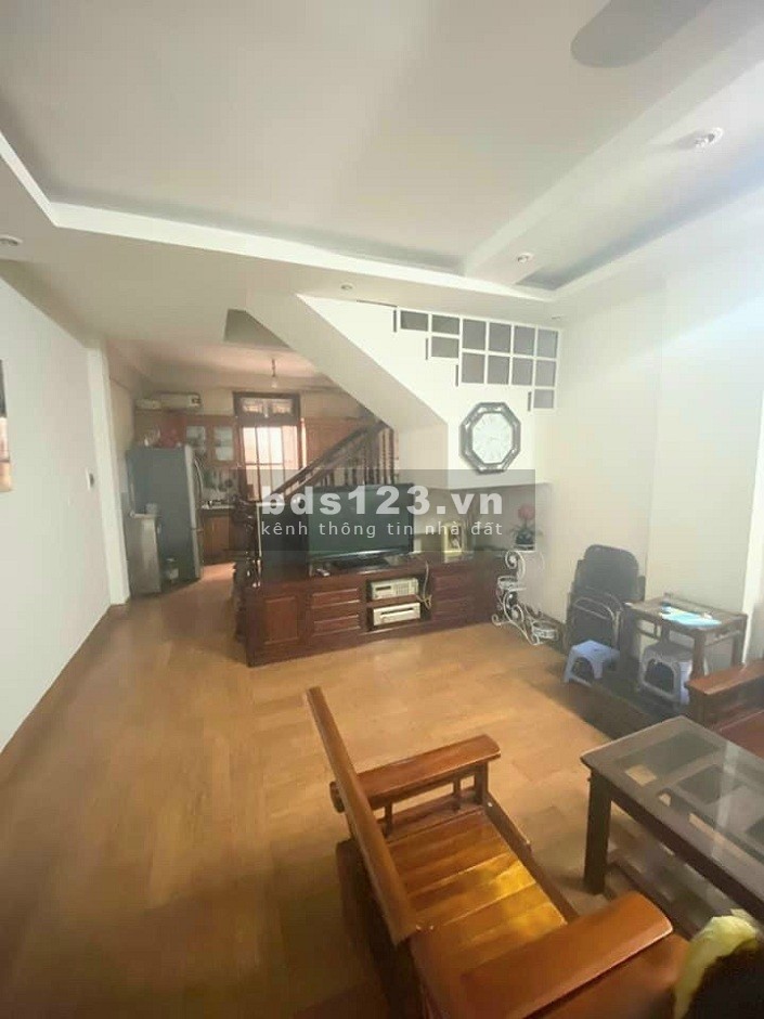 Bán nhà Mỹ Đình Quận Nam Từ Liêm, ngõ nông rộng thoáng, DT 35m2, giá 2,8 tỷ