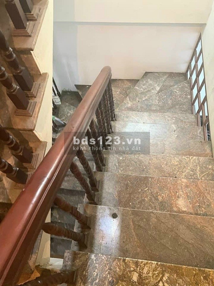 Bán nhà Mỹ Đình Quận Nam Từ Liêm, ngõ nông rộng thoáng, DT 35m2, giá 2,8 tỷ
