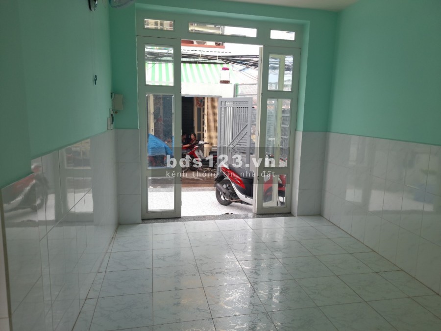 Quận 8, Hưng Phú, 25M 1 Lầu 2 phòng ngủ, giá chỉ 1,7 tỷ, giá rẽ