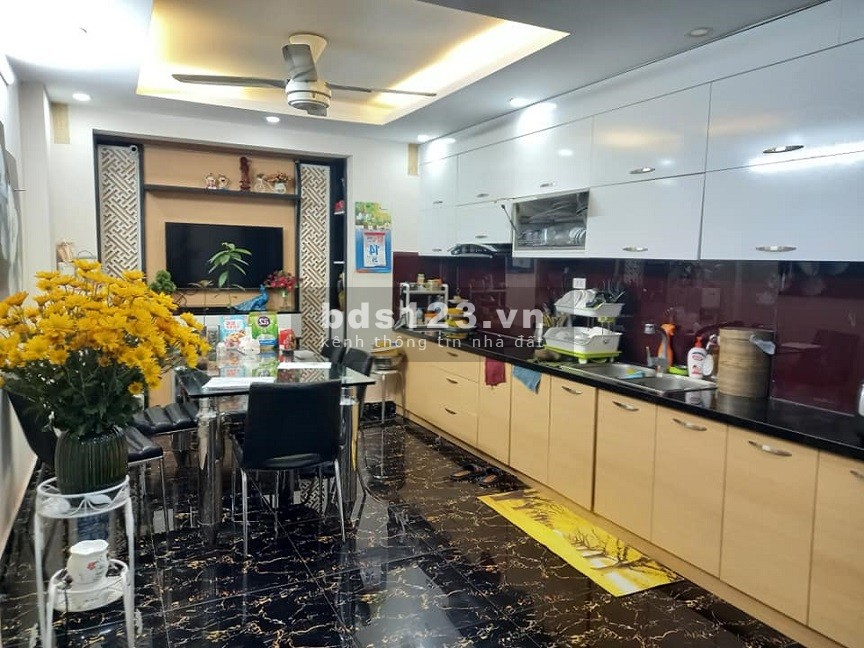 Bán nhà Quận Hà Đông, vị trí trung tâm, phân lô, ô tô đỗ cửa, dy 52m2, 6 tầng, giá 6.65 tỷ