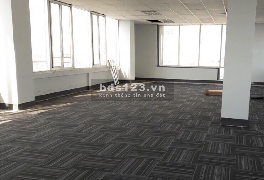 Văn phòng khu làng bằng 800m2 x 11 tầng Vị trí khu làng bằng giáp kdt Tây Nam Linh Đàm