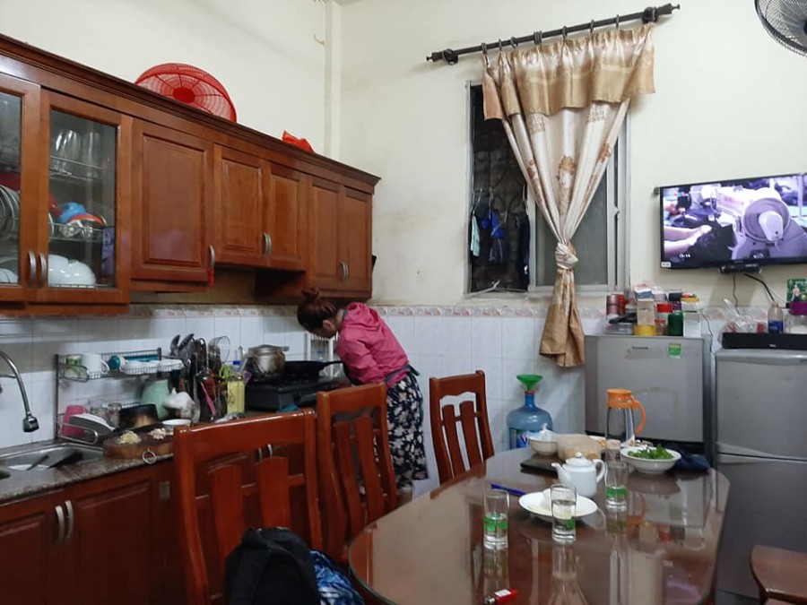 Bán nhà Kim Giang dt 39m2 4 tầng kiên cố ngõ rộng kinh doanh ô tô 10m sổ vuông đẹp nhỉnh 3 tỷ
