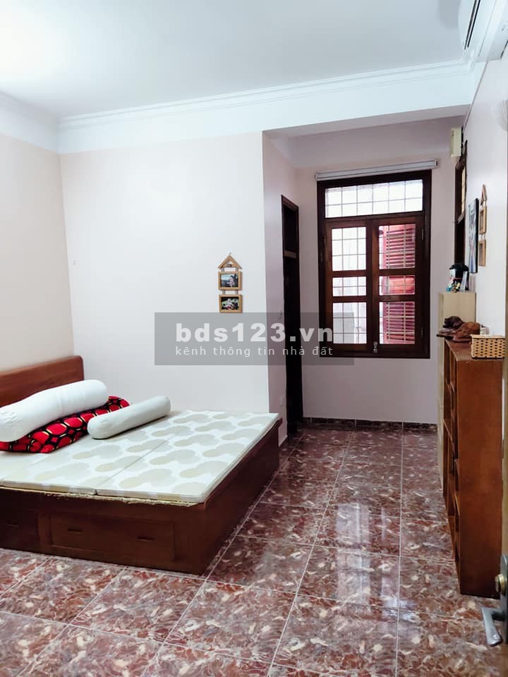 Bán nhà Vương Thừa Vũ, dt 55m2, 4 tâng, mt 4.6m, phân lô ô tô tránh, kinh doanh, nhỉnh 6 tỷ