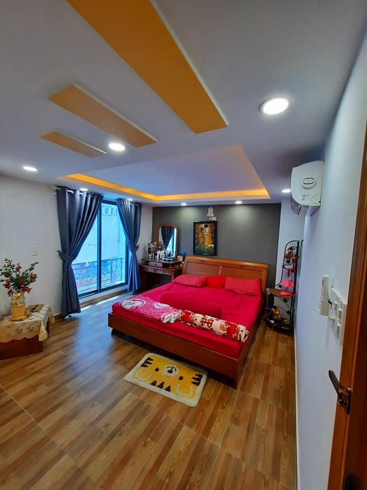Gia đình cần bán nhà HXH đường Kênh Tân Hoá, Quận Tân Phú, 3 tầng, 4PN, 76m2, Gía 5,19 tỷ Tặng Full nội thất