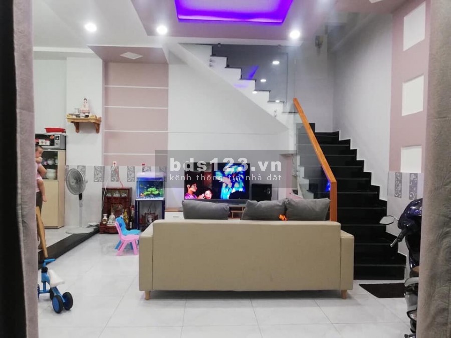(Gò Vấp)Bán nhà lầu đẹp, hẻm xe hơi Lê Đức Thọ, dt 56m2, giá 4.48 tỷ