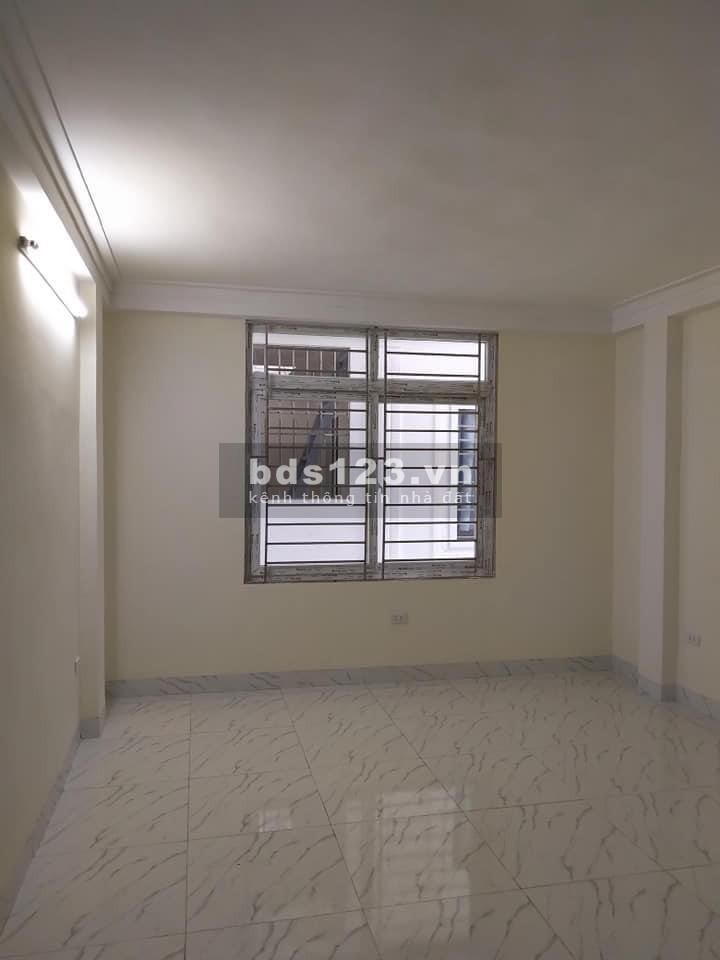 Nhà hot sổ riêng chính chủ Quận Hai Bà Trưng dt 30m2, 3 tầng giá chỉ 1.98 tỷ