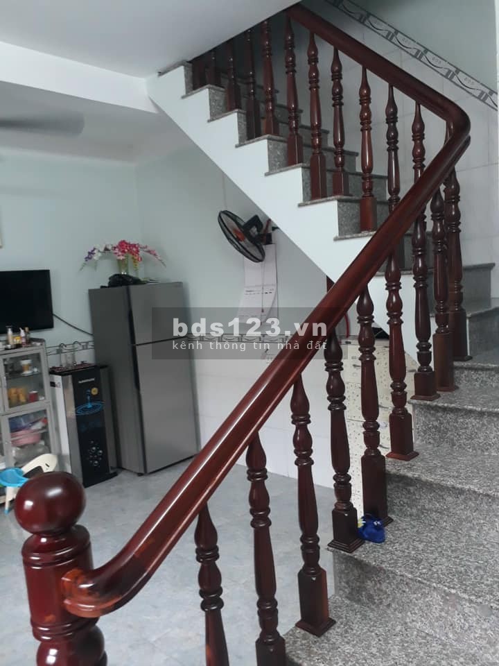 Giá cực sốc giá 1ty750 có ngay căn nhà góc 2 mặt tiền gần chợ Trại Bò phường Long Bình, Tp Biên Hòa