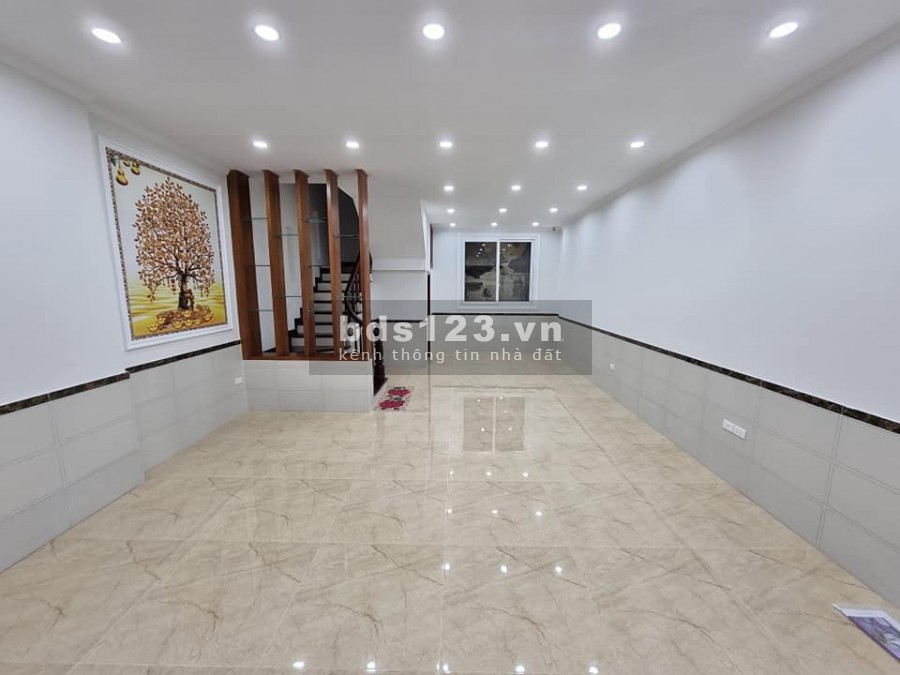 Phân lô Trung Kính đường 2 ô tô tránh, dt 57m2, 5 tầng, kiên cố chỉ 14.1 tỷ