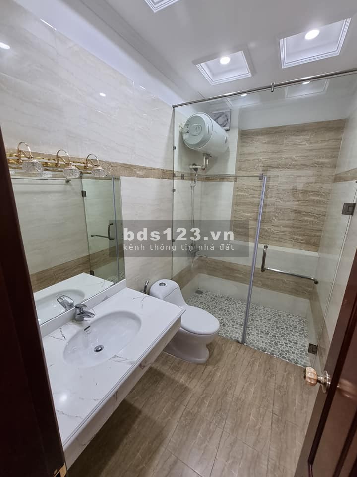 Phân lô Trung Kính đường 2 ô tô tránh, dt 57m2, 5 tầng, kiên cố chỉ 14.1 tỷ